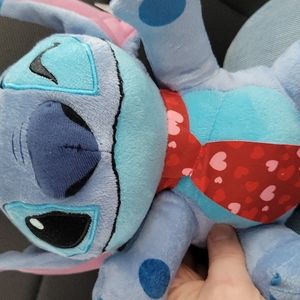 NEW - Disney Valintine's Day Stitch 11 inch Plush Toy NEW WITH TAG